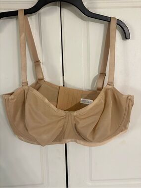 Nude Seam Support Underwire Bra
